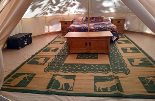 Singers Glen Cabin | Remote Equipped Bell Tent Surrounded by Nature with Great Hiking Trails in Virginia