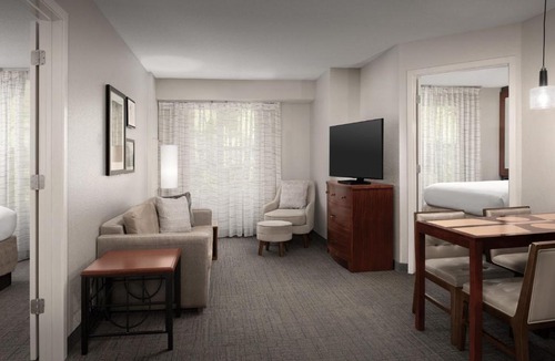 Greensboro Hotel | Residence Inn by Marriott Greensboro Airport