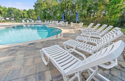 Ocean Isle Beach House | Resort-Style Ocean Isle Beach Retreat w/Pool