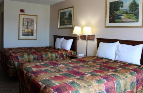Mount Vernon House | Restful Stay! 2 Great Units Near Parks & Attractions, Free Breakfast & Parking
