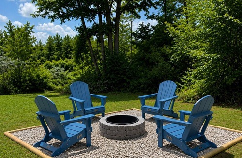 Gilbertsville House | Retreat to the Lake – Spacious 4BR Near The Moors Marina