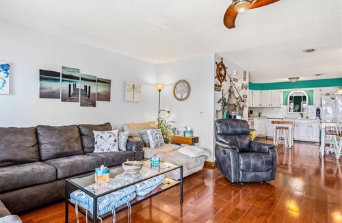 La Follette Condo | Ridge/Lake Views, Private Hot Tub, Pet-Friendly, Walkout to Yard, Covered Porch