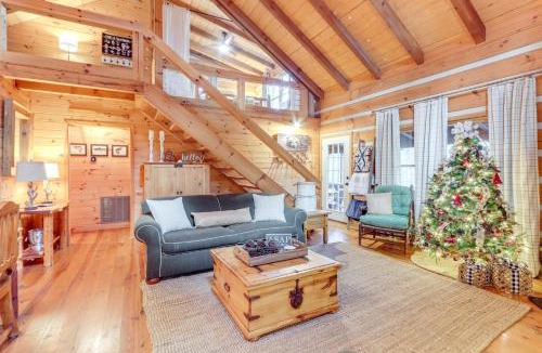 Dial House | Ridgetop Cabin in Blue Ridge! Wraparound Porch!