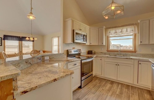 Rodanthe House | Rio Rodanthe | Oceanfront 8BR with Private Lazy River | Outer Banks, NC