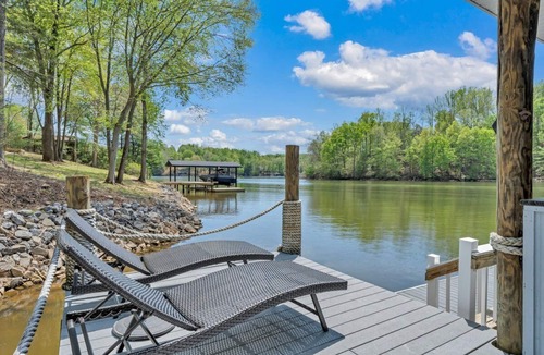 Goodview House | Ripple in Still Water - 5 bedroom with private dock!