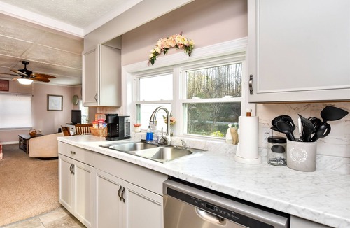 Marietta Cottage | River Front Cottage at the base of the Blue Ridge. Pet and Kid Friendly!