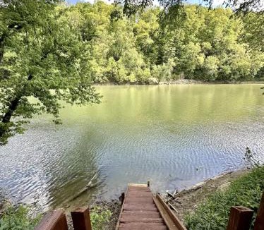 Richmond House | River Relaxation | Riverfront Home| Winchester