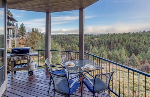 Southwest Bend Condo | River Ridge 322ab