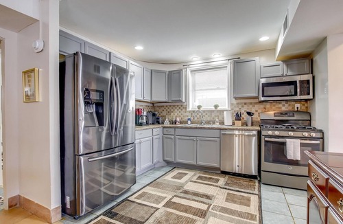 Prospect House | River's Edge Retreat | Private Dock | Perfect for Families