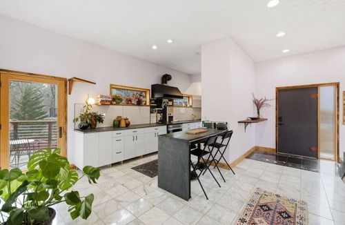 Woolen Mills House | River Trails + Downtown | Artisan Home
