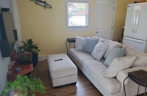 Greenville House | River views from Bed! Walk to Uptown & ECU