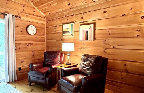 Meadows Of Dan Cabin | River Walk Cabins: Flower Cabin