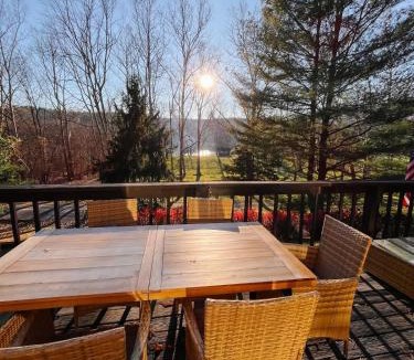 Rileyville House | Riverfront cabin with hot tub, kayaks, dock, dog ok