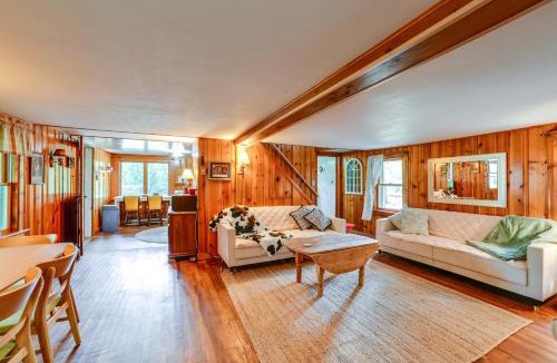 Susquehanna House | Riverfront Hallstead Cabin: Fire Pit + Fall Views!