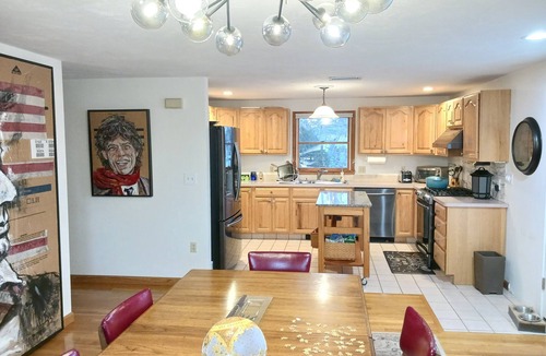 Wareham Center House | Riverfront house with kyacks fire pit and gym