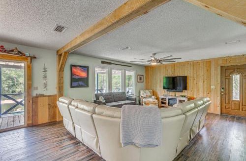 Milton House | Riverfront Milton Cabin w/Boat Ramp & Dock!