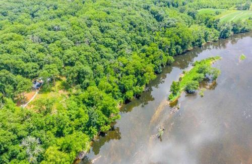 Bremo Bluff House | Riverview Cabin on the James
