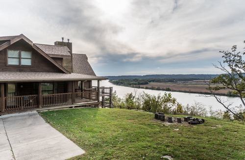 Union Cabin | Riverview Log Cabin Lodge Near Creation Museum & Arc Encounter