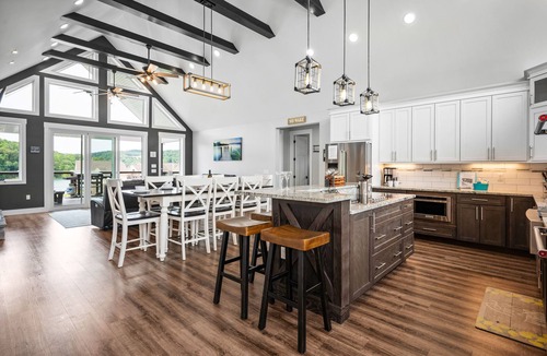 Hidden Springs House | Rocky Point on Norris Lake – Lakefront, Stunning Views, Private Dock + Sleeps 16