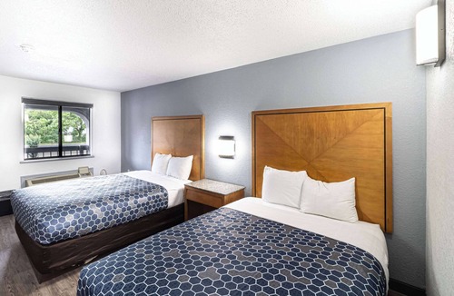 Hopewell Hotel | Rodeway Inn At Fort Lee