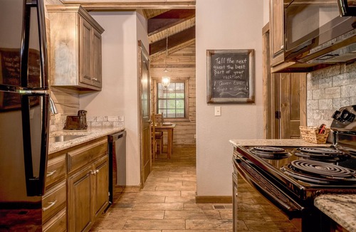 Indian Point Cabin | Romantic Lakefront Cabin on Table Rock Lake by SDC