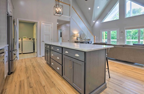 Westview House | Rough River Lake House w/Dual Primary Suites!