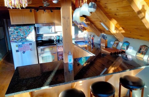 Oak Harbor Ski Chalet | Rustic A-Frame Retreat 5 mins from Deception Pass