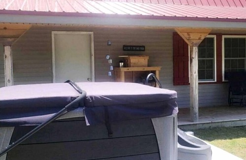 Wardensville Cabin | Rustic Mountain Barn Retreat with Private Hot Tub Near Lost River State Park in Wardensville, West Virginia
