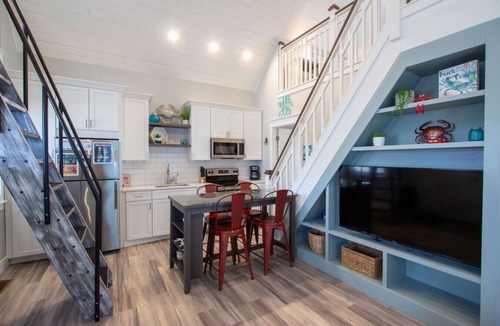 Celina Cabin | Rusty Crab - 1 Bed/2 Loft Lakeside Cottage!