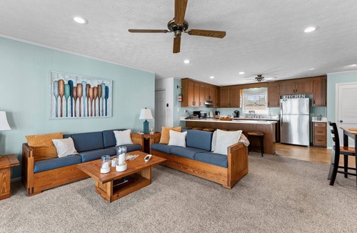 Topping House | Salt Therapy | Riverfront 4BR Peaceful Haven