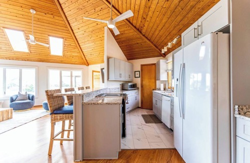 Southern Shores Cottage | Salty Ober + Semi-Oceanfront with Private Pool