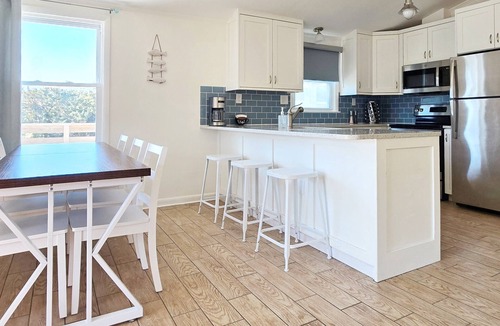 Salvo House | SALVO STARRY NIGHTS Beach House Bliss 5 min walk to beach