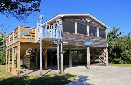 Salvo House | SALVO STARRY NIGHTS Beach House Bliss 5 min walk to beach