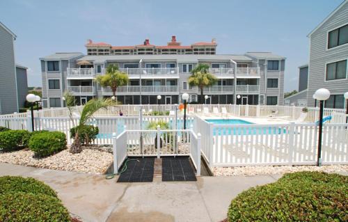 Cherry Grove Beach Apartment | Sea Cloisters 101D Condo