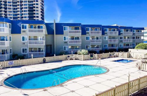 Myrtle Beach Apartment | Sea View Heaven w Pool Famous Shore Drive