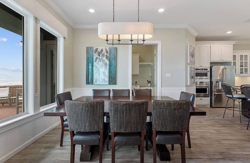 Freeport House | Seahorse Beachfront Model - Luxury 5 Bed/7 Bath with Elevator & Cabana Service