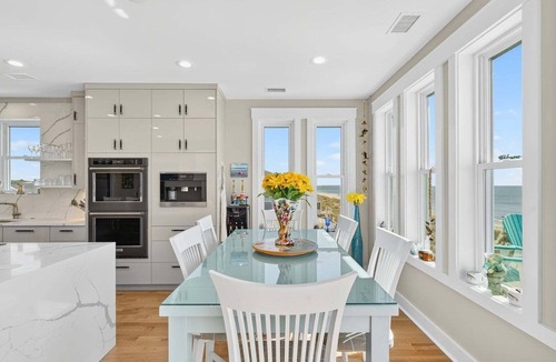 Long Beach House | Seashore Serenity/4915 E Beach Drive