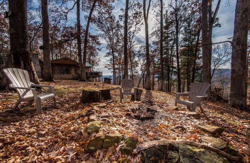 Nashville Cabin | Secluded 100-Acre Cabin | Hot Tub, Views & Wildlife 3BR, 1.5BA