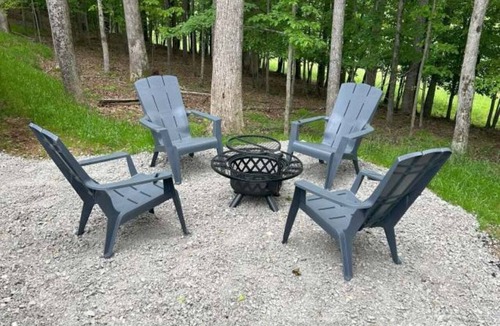 Gray Hawk Cabin | Secluded Cabin/Firepit/Amazing Outdoor Space