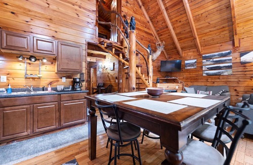 Rogers Cabin | Secluded, Cozy Cabin with Hot Tub in a heavily forested setting. Great Location.