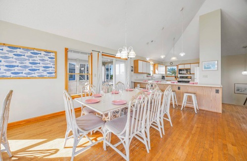 Waves House | Semi-Oceanfront Dog Friendly Home w/Pool, Hot Tub, Elevator, Community Tennis
