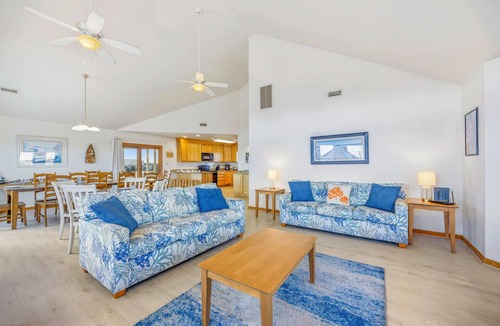Waves House | Semi-Oceanfront Dog Friendly w/Pool, Hot Tub, Game Room, Theater, Tiki Bar