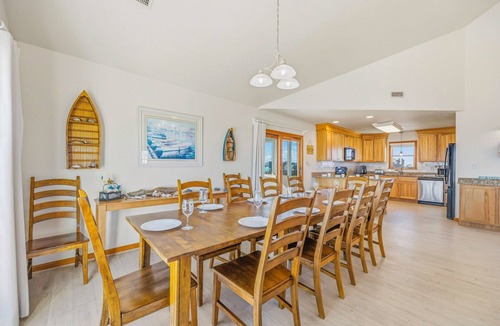 Waves House | Semi-Oceanfront Dog Friendly w/Pool, Hot Tub, Game Room, Theater, Tiki Bar