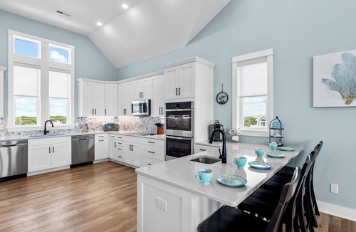Ocean Isle Estates House | Semi-Oceanfront Dog Friendly w/Pool, Hot Tub, Tiki Bar, Game Room, Beach Nearby