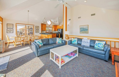 Avon House | Semi-Soundfront Dog Friendly Home w/Hot Tub, Community Pool and Boat Dock