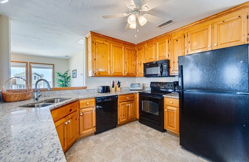 Avon House | Semi-Soundfront Dog Friendly w/Hot Tub, Windsports Access, Boat Dock, Cmty Pool