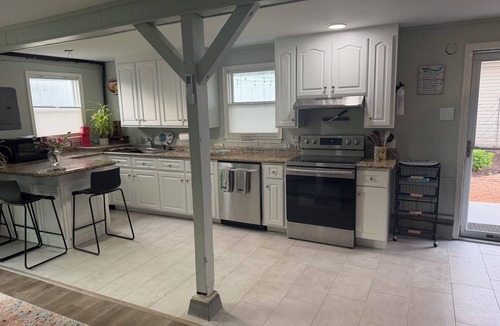 Poquoson House | Serene 1-bedroom guest house in charming Poquoson with dock and kyack access