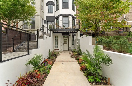 Columbia Heights Condo | Serene 4-bedroom condo with AC in vibrant Washington