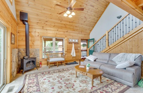 Bostic House | Serene Cabin w/Deck & Fire Pit in Blue Ridge Mtns