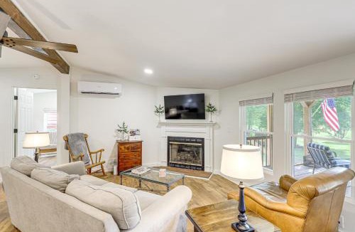Cleveland House | Serene Cabin w/Pond & Creek on South Saluda River